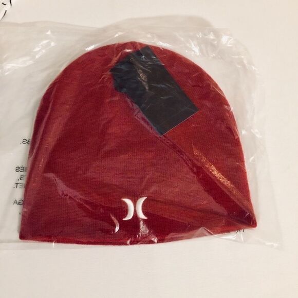 Hurley Embroidered Logo Burgundy knit beanie - Picture 1 of 1